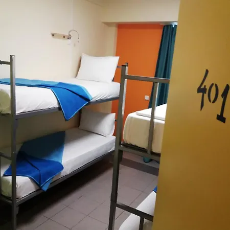 Hostel Welcommon *